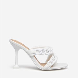 ROUGH AROUND THE EDGES CHAIN DETAIL DOUBLE STRAP SANDAL